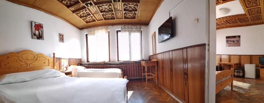 Hôtel Чичо Томовата Колиба à Tryavna Extérieur photo